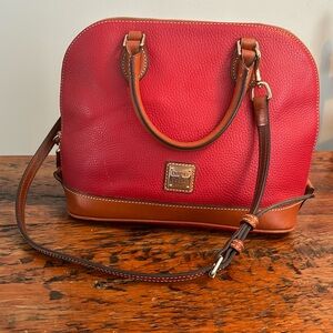 Dooney and Bourke Pebble and Grain zip bag- Red